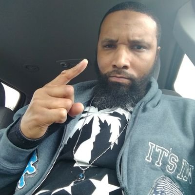 Born & raised in Inkster, MI., Kemical is one of Inktown's Hip Hop pioneers and diehard Detroit Lions fan. Mentored by 7th Nation and Proof (RIP)!