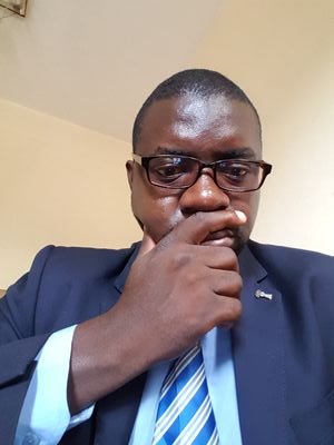 Journaliste de sport Crtv radio à Yaoundé
 Chercheur en psychotraumatologie