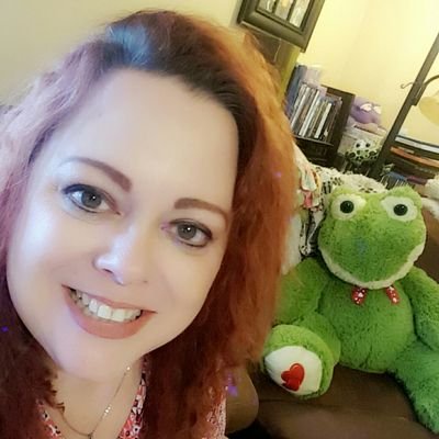 msscience_teach's profile picture. teacher, singer, wife, mother of 4; lost my only son on April 18th, 2015 so now I am trying to encourage others.  God brought peace to me amidst the storm.