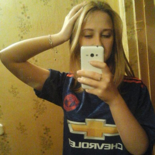 Elena_MUFC's profile picture. A little girl, but a big fan of #ManchesterUnited #MUFC_Family ❤️🔴⚽️
