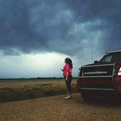 Keep your focus on your passion in life and the things you enjoy doing. Youll get there. Trust me. I'm doing it. - Tim Samaras❤

Arkansas Storm Chaser 📷