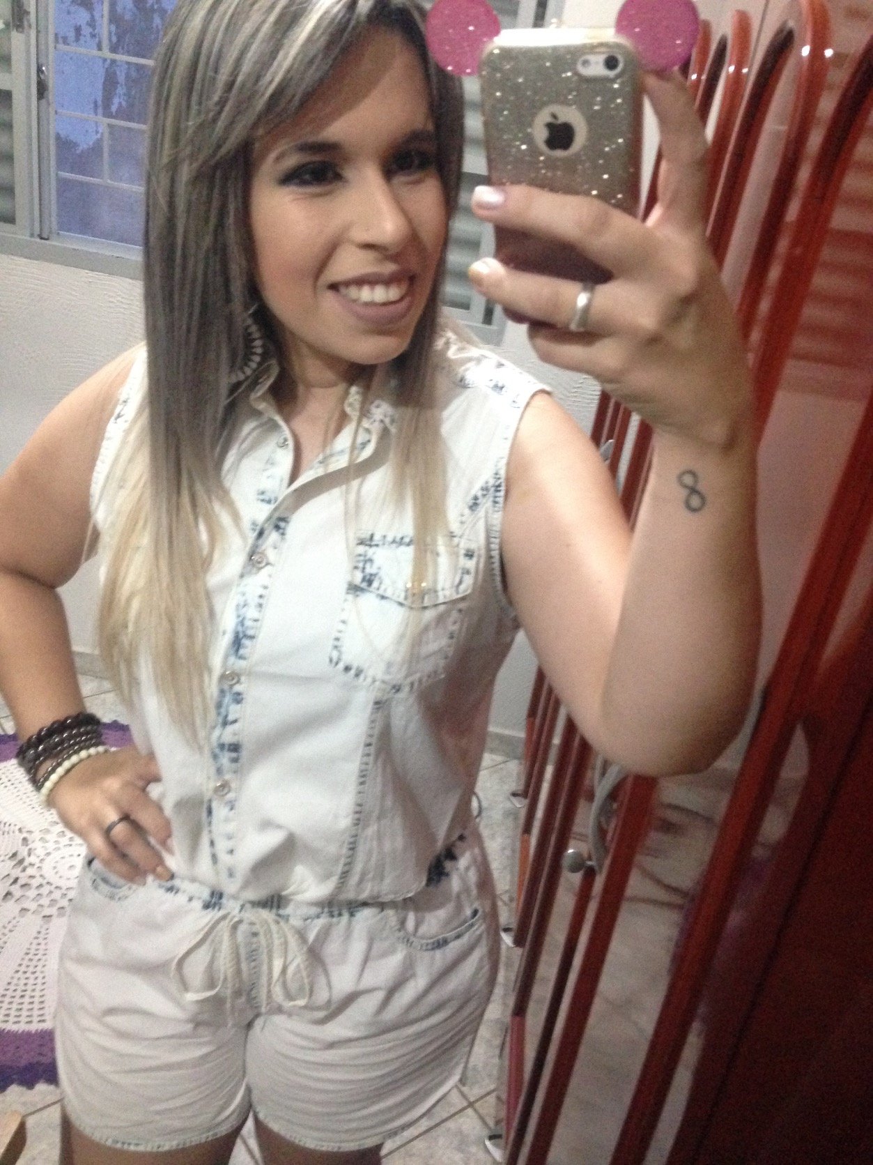 santostatiane16's profile picture. •Apaixonada por tudo que envolve makes,cabelos e Bolsas