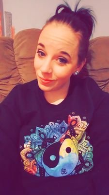 DaylenSouth's profile picture. Mom of 2 beautiful girls👧👶. Engaged 💍. ☠🤘🕶💨💄👑🎶💲🌺