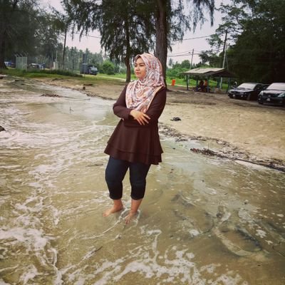 menanti cinta halal..❤❤
ig @adielazulkafli
id wechat syadila3494