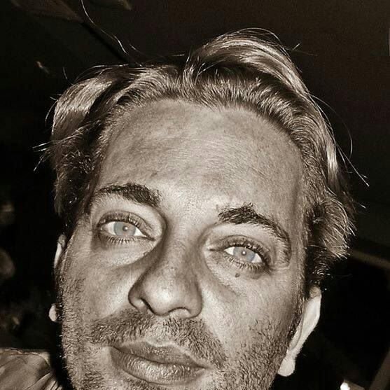 danielemartinos's profile picture. Scrittore di Romanzi
 CUORE DI DONNA 
https://t.co/wTzggO7gWtÅMÅZÕ