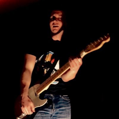 scott_briscoe's profile picture. Guitaring around