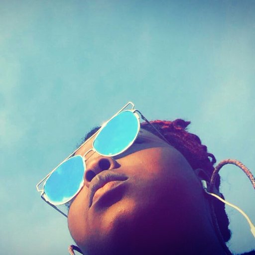 ElyseDaina's profile picture. How many fucks do you give?