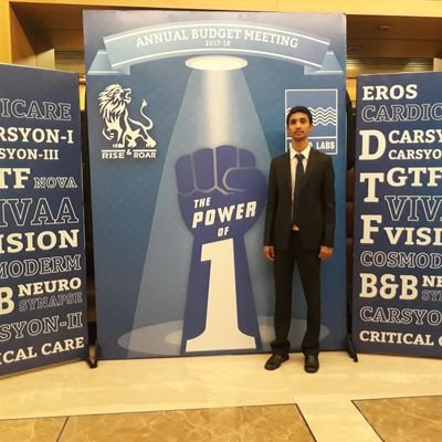 ValiRakshit's profile picture. 