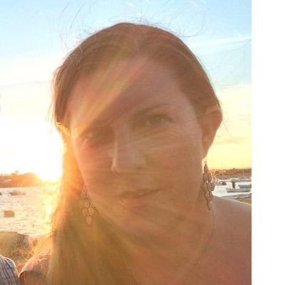 Edel Ní Maolagain Profile