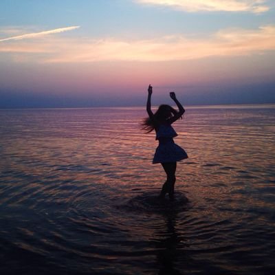 DnielaSantiago's profile picture. 18.