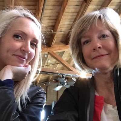 rebecca_0428's profile picture. Crafter, Gardener, Mom to @ashlie