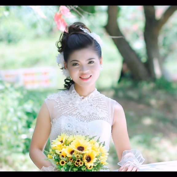 bong_hong_trang's profile picture. 