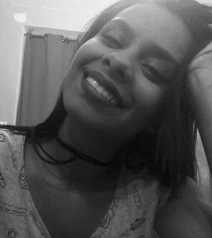 aparte-se do mal, e faça o bem; busque a paz, e siga-a. 1 Pedro:3:11