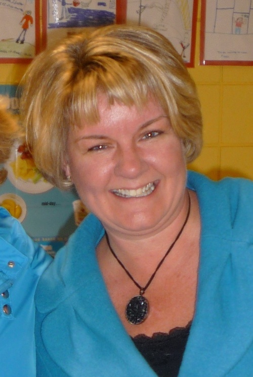 MrsSwenMikk's profile picture. SNAP Fed and over the top football fan. Go Redbirds! Proud mom of two adults.