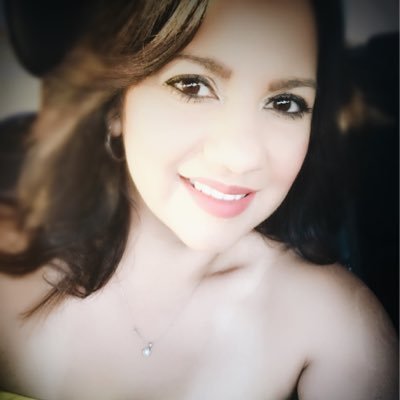 Julia Chavez Profile