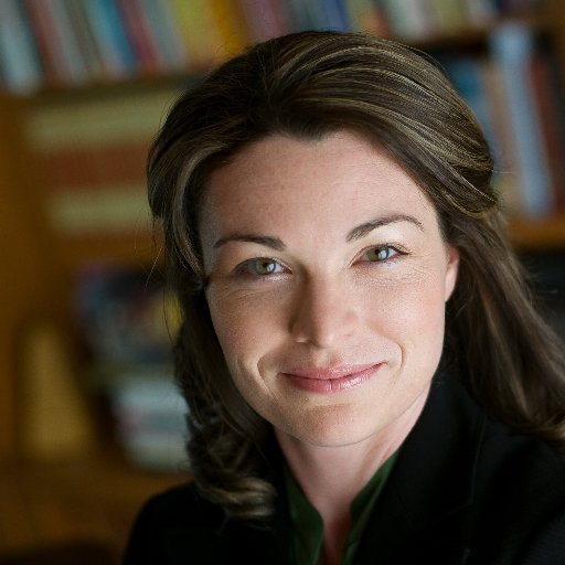 Relationship builder @uclacollege. Active in @AFPHIQ. #Philanthropy pro and #acfre. Adventure seeker, travel addict. Joie de Vivre