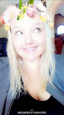 elo76410's profile picture. Snap : elo_1804