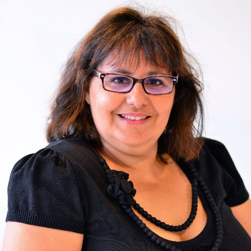 OuizaFernandes's profile picture. Consultante Support technique chez CrossKnowkedge.Membre du bureau @professionnELLES. Membre du @What06 @WhatHackers. J'aime le partage et l'entraide.