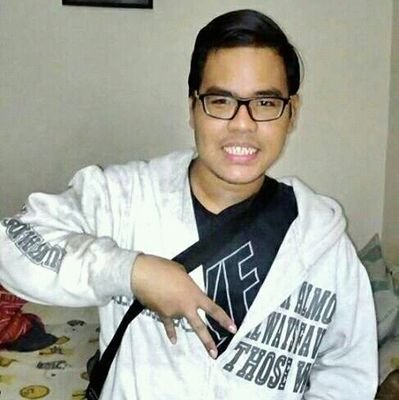 LeoPasaribu7's profile picture. Don't judge me on the way I look, judge me on what you see in my heart.