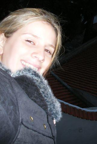 MarianeGarcez's profile picture. 