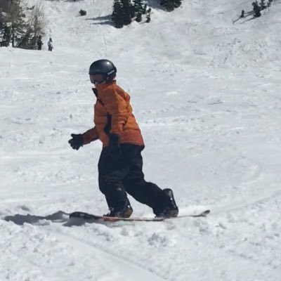 DeformedPincone's profile picture. 