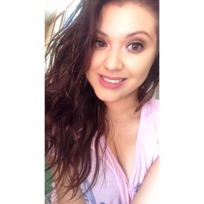 marcela_alee_'s profile picture. 