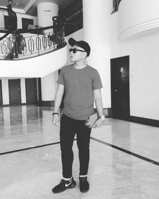 SyazrimyLerossa's profile picture. ◼we chat :syazrimyslerossa  ◼ig :apaislerossa