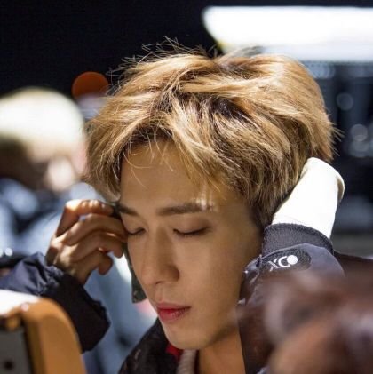 O6NHSuzsCfemVyo's profile picture. 