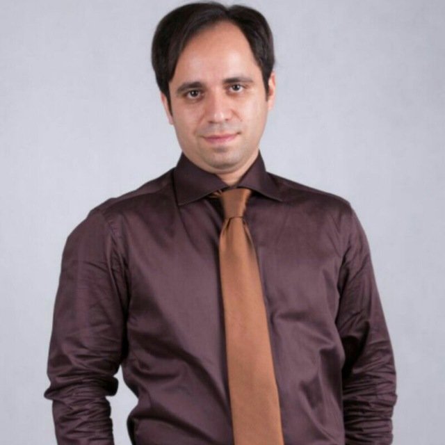 ‏روزنامه نگار بی روزنامه!!