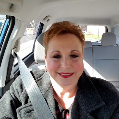 NYYMun15's profile picture. Nurse Case Manger- 22 yr inNavy Reserve-Huge New York Yankee fan -Doxie Lover- love sports,working out- single-