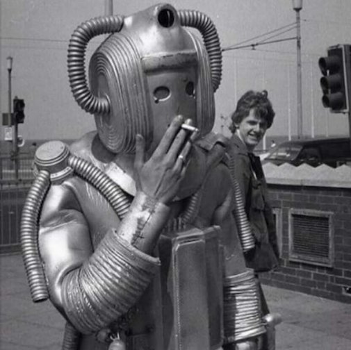 SpitfireRecsnew's profile picture. 9477 Bands - 400077 Hits - 19 Near Misses - all top class