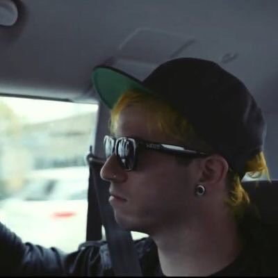 please follow @dunforluke