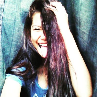 i like/singing/dancing/beatboxing/hurting myself.◎●