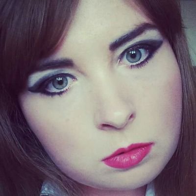 suziesworldmua's profile picture. Professional Special Makeup Effects Artist & Makeup Artist for TV & Film - Known for Looters, Tooters & Sawn-Off Shooters (2014)