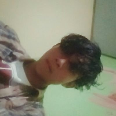 sozuzuputra's profile picture. Kreatif