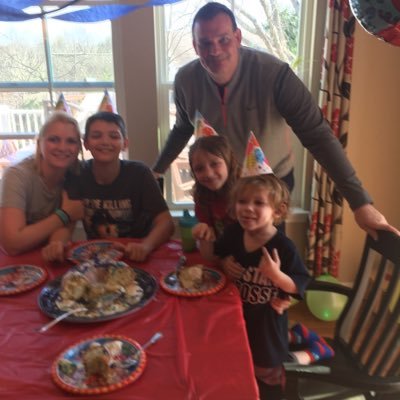 The Official Twitter Page for Dennis Hohenshelt, Party of 5, unbelievable wife, unbelievable kids, unbelievable friends