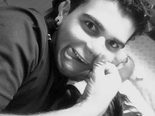 doudiniz's profile picture. 