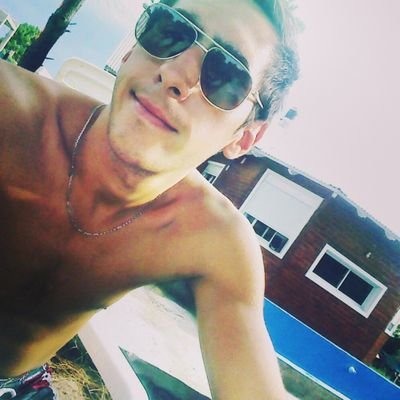 Facu_arce's profile picture. Abogacía Uns. Villa Mitre. Los días más felices ✌🏽