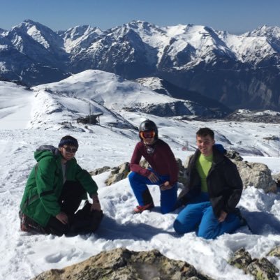 SamRobinson45's profile picture. Instagram - samrobinson45