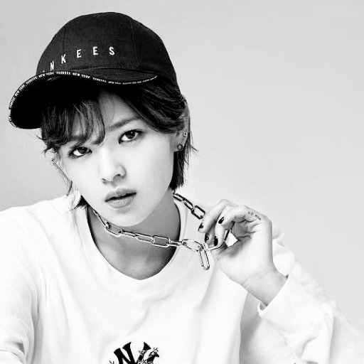 itsnotYoo's profile picture. JEONGYEON x GIRLS