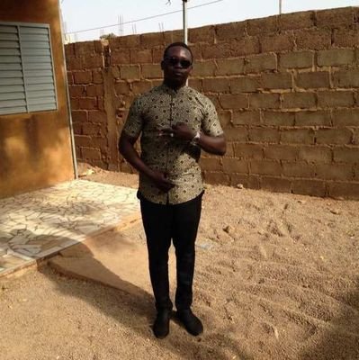 giovanni_nak's profile picture. Je suis moi tout simplement....