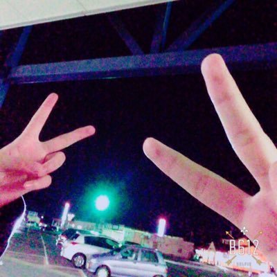 pqoFIH19SGVkF2D's profile picture. 高校卒業(❁´ω`❁)よかったらフォローしてください    大切な人います(*^ω^*)