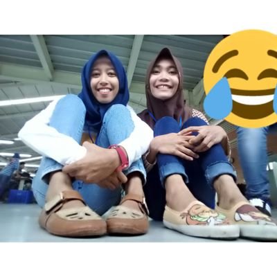 Siwii_96's profile picture. 21 y.o | muslim | stalker^^/ wks 
annoying girl, freak :v XD