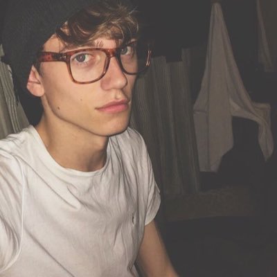 Navidxrpg's profile picture. Vide comme mon cœur.