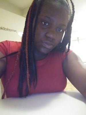 Heyy I'm shaniah and I like to hang around my friends and I don't talk a lot I'm funny I'm a cheerleader and I like to Dace