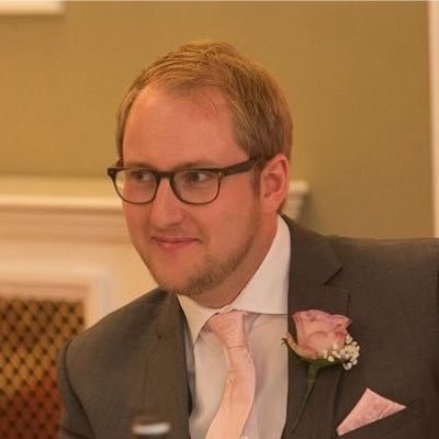 Bass-Baritone, Conductor and Teacher. Lay Clerk @NewCollegeChoir. Keen squash player and AeroPress connoisseur.