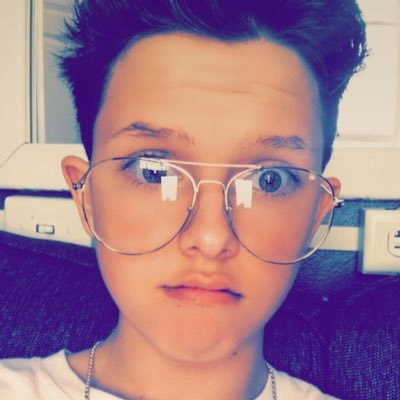 hiplikejsartxx's profile picture. SARTORIUS💙
