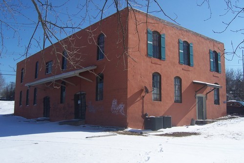 ArtFactory417's profile picture. Art Factory 417 is a group of artists working to encourage, inspire, educate and assist local artists and communities.