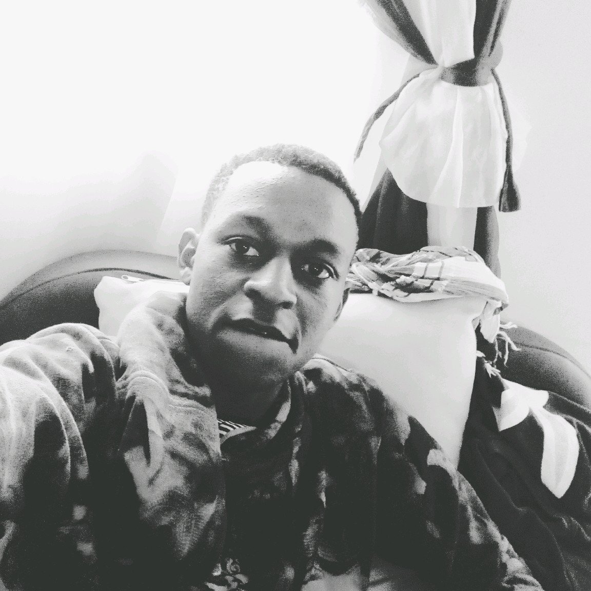 Esponmukundi's profile picture. 