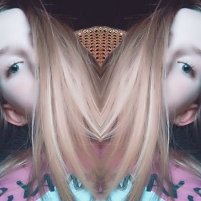 JuliaBartnik5's profile picture. 